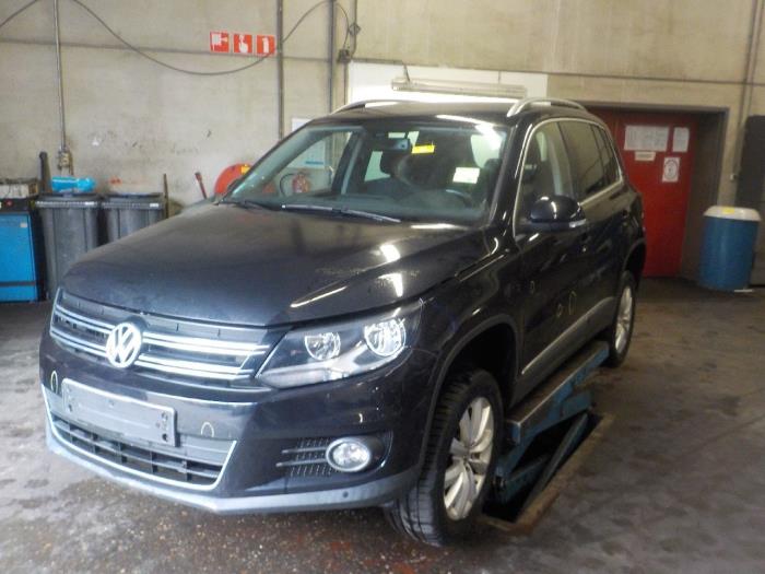 Luftmassenmesser van een Volkswagen Tiguan 2011
