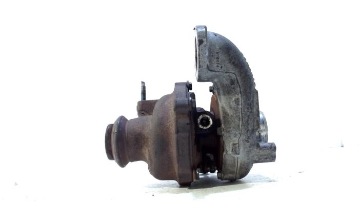 Usagé Turbo Citroen C4 Prix € 144,99 Règlement à la marge proposé par Van der Ven Autorecycling B.V.