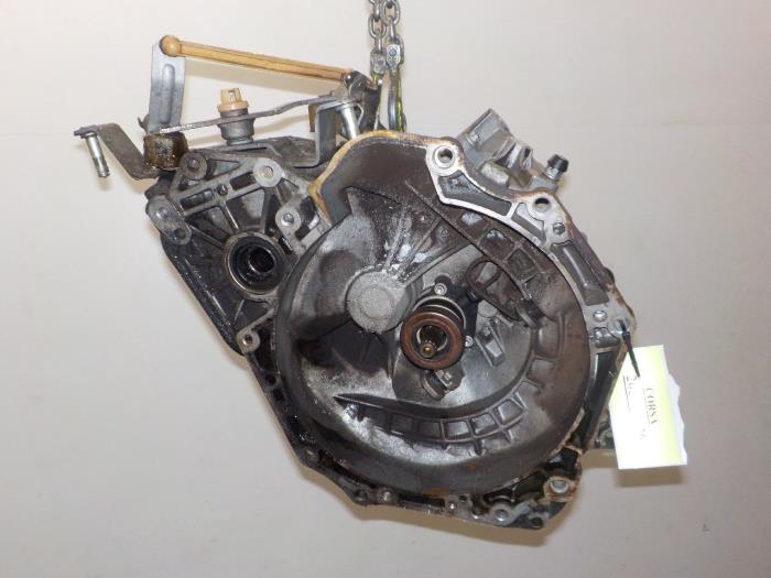 Gebrauchte Getriebe Opel Corsa Preis € 74,99 Margenregelung angeboten von Van der Ven Autorecycling B.V.