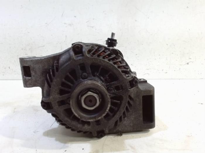 Begagnade Dynamo Mazda 5 Pris € 30,00 Marginaltabell erbjuds av Van der Ven Autorecycling B.V.