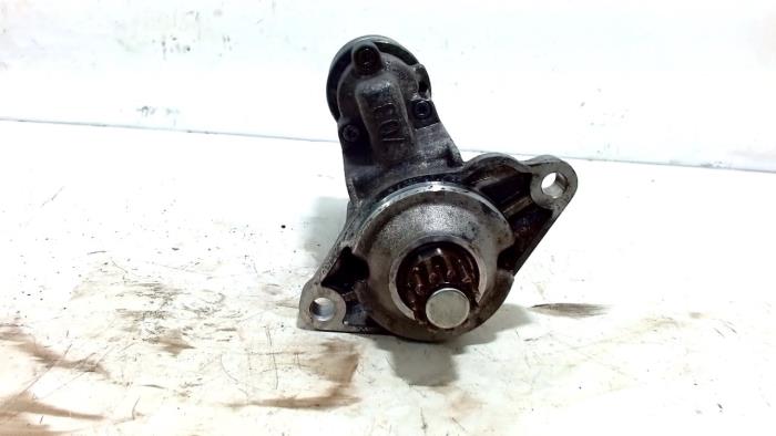 Used Engine management computer Volkswagen Golf Price € 39,00 Margin scheme offered by Van der Ven Autorecycling B.V.