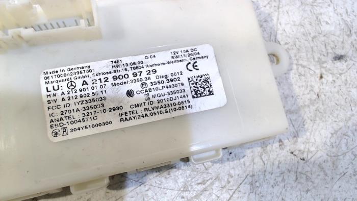 Usagé Ordinateur divers Mercedes A-Klasse Prix € 12,00 Règlement à la marge proposé par Van der Ven Autorecycling B.V.