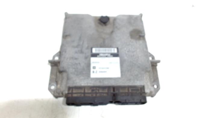 Used Engine management computer Opel Signum Price € 105,00 Margin scheme offered by Van der Ven Autorecycling B.V.