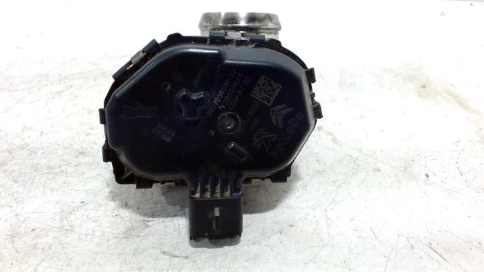 Gebrauchte Drosselklappengehäuse Ford Focus Preis € 84,00 Margenregelung angeboten von Van der Ven Autorecycling B.V.