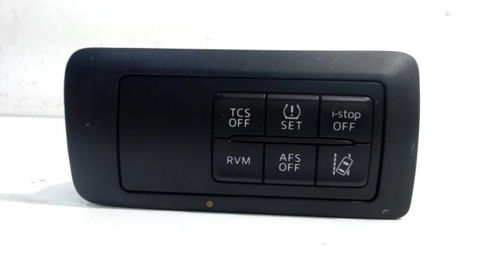 Usados Interruptor ESP Mazda CX-5 Precio € 13,00 Norma de margen ofrecido por Van der Ven Autorecycling B.V.