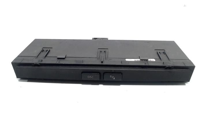 Usados Interruptor BMW 5-Serie Precio € 27,00 Norma de margen ofrecido por Van der Ven Autorecycling B.V.