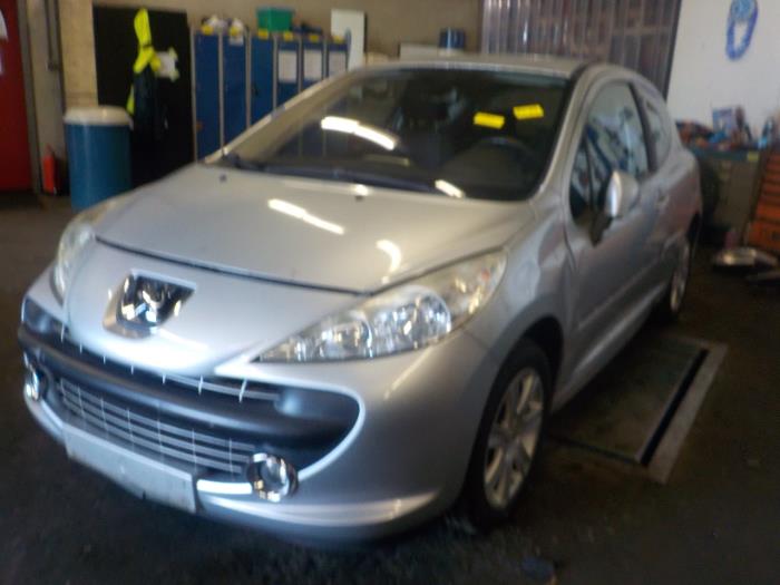 Usagé Bobine Peugeot 207 Prix € 10,00 Règlement à la marge proposé par Van der Ven Autorecycling B.V.