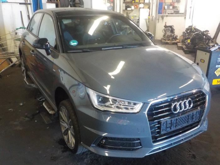 Engine management computer from a Audi A1 2019
