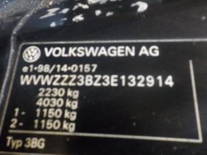 Engine management computer from a Volkswagen Passat 2002