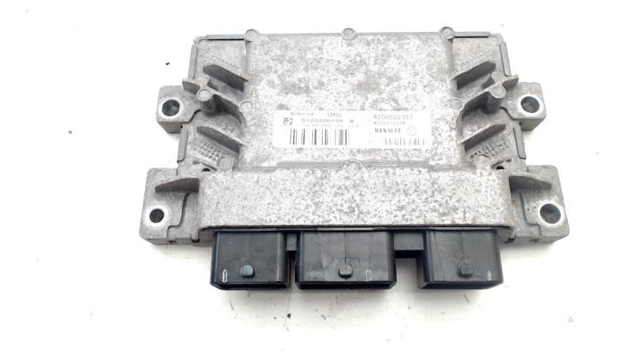 Used Engine management computer Renault Clio Price € 35,00 Margin scheme offered by Van der Ven Autorecycling B.V.