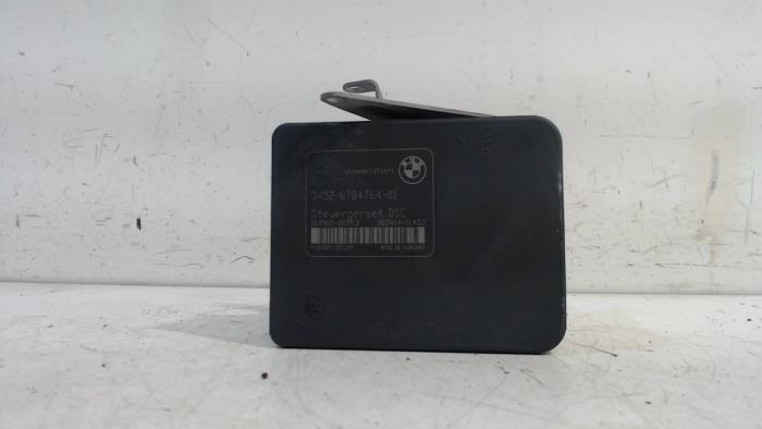Usagé Pompe ABS BMW 1-Série Prix € 180,00 Règlement à la marge proposé par Van der Ven Autorecycling B.V.