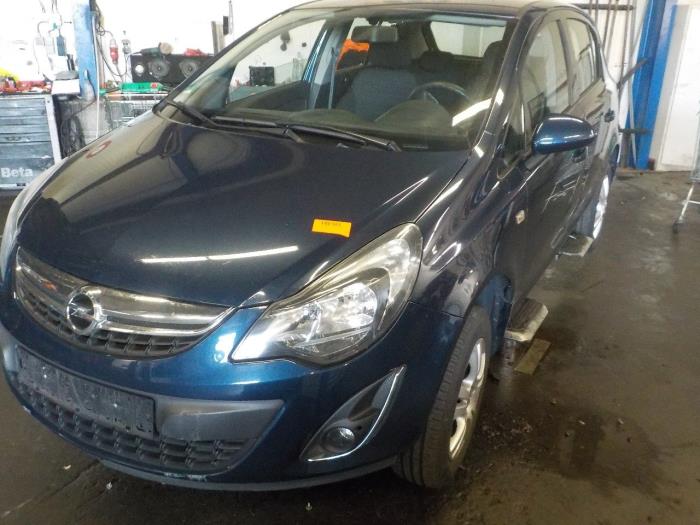 Engine management computer from a Opel Corsa 2013