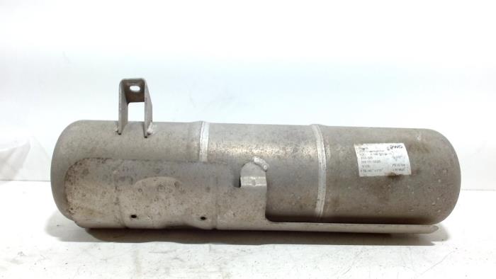 Begagnade Tank Mercedes GL-Klasse Pris € 35,00 Marginaltabell erbjuds av Van der Ven Autorecycling B.V.