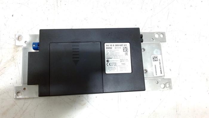 Używane Modul Bluetooth BMW 2-Serie Cena € 65,00 Procedura marży oferowane przez Van der Ven Autorecycling B.V.