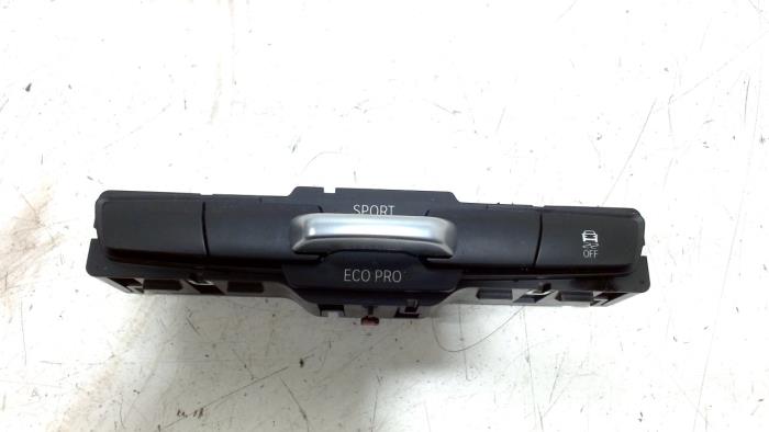 Usados Interruptor ESP BMW 2-Serie Precio € 25,00 Norma de margen ofrecido por Van der Ven Autorecycling B.V.