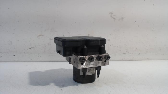 Begagnade ABS-pump Opel Astra Pris € 275,00 Marginaltabell erbjuds av Van der Ven Autorecycling B.V.