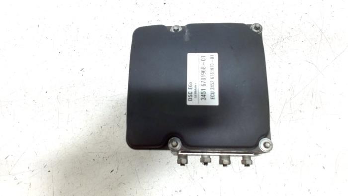 Begagnade ABS-pump BMW 5-Serie Pris € 110,00 Marginaltabell erbjuds av Van der Ven Autorecycling B.V.