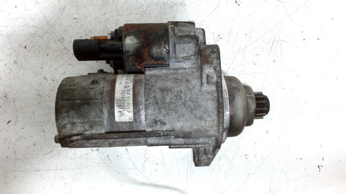 Usagé Ordinateur gestion moteur Volkswagen Passat Prix € 20,00 Règlement à la marge proposé par Van der Ven Autorecycling B.V.