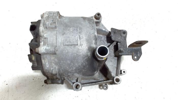 Gebrauchte Dynamo Mercedes S-Klasse Preis € 305,00 Margenregelung angeboten von Van der Ven Autorecycling B.V.