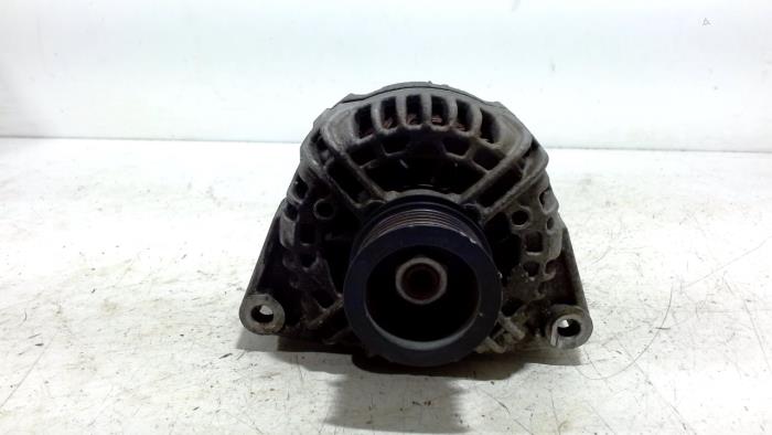 Begagnade Dynamo Mercedes CLK Pris € 105,00 Marginaltabell erbjuds av Van der Ven Autorecycling B.V.