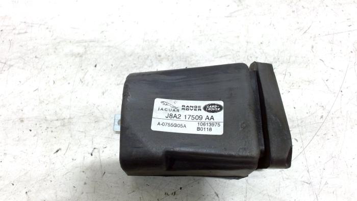 Usagé Ordinateur divers Landrover Range Rover Prix € 40,00 Règlement à la marge proposé par Van der Ven Autorecycling B.V.