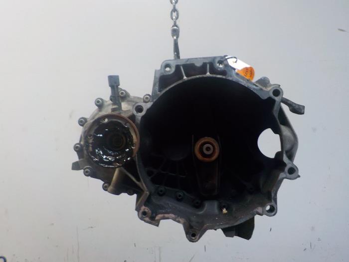 Usagé Boîte de vitesse Volkswagen Fox Prix € 74,99 Règlement à la marge proposé par Van der Ven Autorecycling B.V.