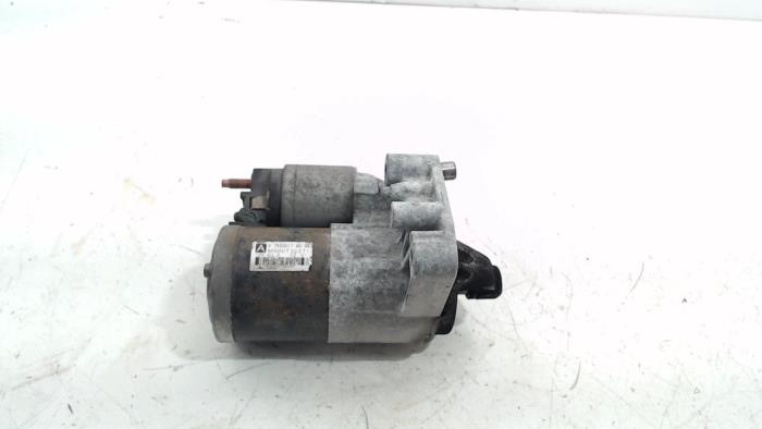 Used Engine management computer Peugeot 208 Price € 10,00 Margin scheme offered by Van der Ven Autorecycling B.V.