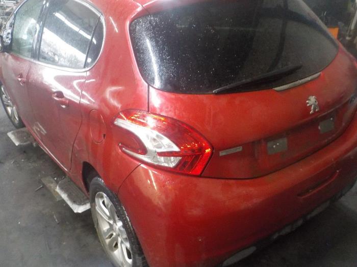 Engine management computer from a Peugeot 208 2012