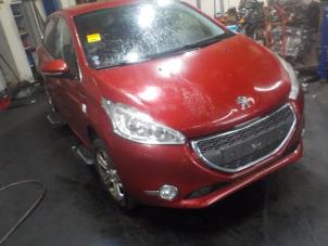 Engine management computer from a Peugeot 208 2012