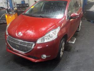 Engine management computer from a Peugeot 208 2012