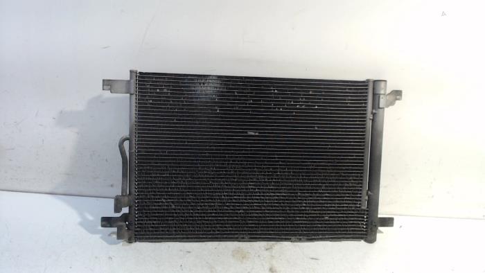 Usagé Radiateur clim Peugeot 407 Prix € 35,00 Règlement à la marge proposé par Van der Ven Autorecycling B.V.
