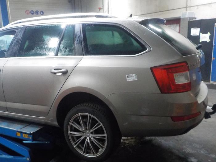 Engine management computer from a Skoda Octavia 2015