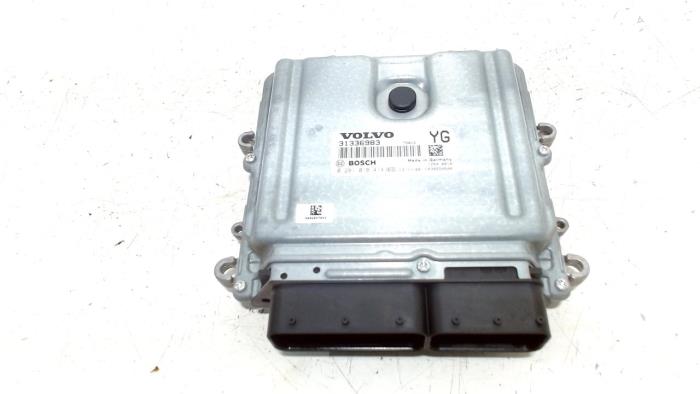 Used Engine management computer Volvo V60 Price € 105,00 Margin scheme offered by Van der Ven Autorecycling B.V.