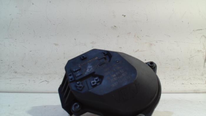 Gebrauchte Drosselklappengehäuse Audi A4 Preis € 45,00 Margenregelung angeboten von Van der Ven Autorecycling B.V.
