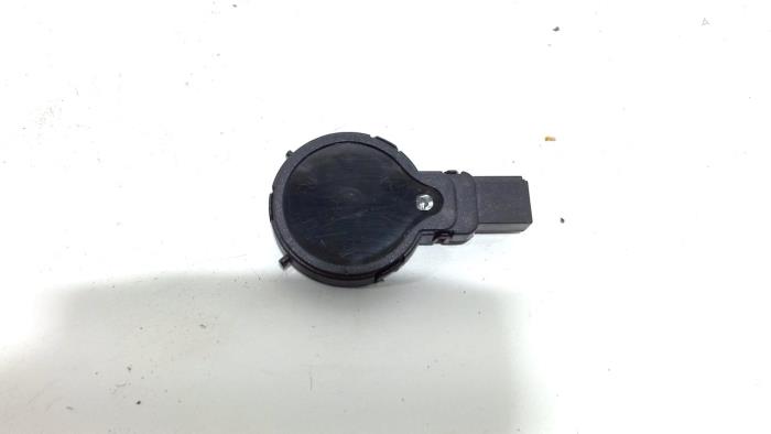 Begagnade Regnsensor Audi A8 Pris € 35,00 Marginaltabell erbjuds av Van der Ven Autorecycling B.V.