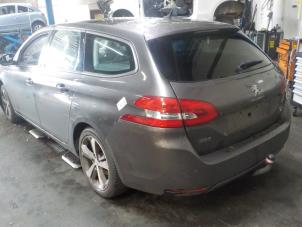 Getriebe van een Peugeot 308 2014