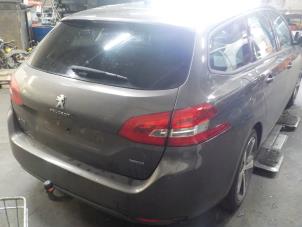 Getriebe van een Peugeot 308 2014