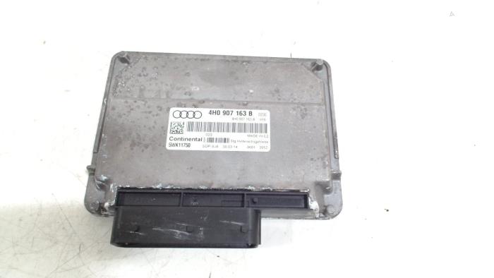 Usagé Ordinateur divers Audi RS6 Prix € 205,00 Règlement à la marge proposé par Van der Ven Autorecycling B.V.