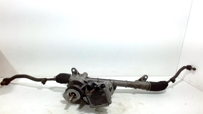 Begagnade Styrbox Mini ONE Pris € 155,00 Marginaltabell erbjuds av Van der Ven Autorecycling B.V.