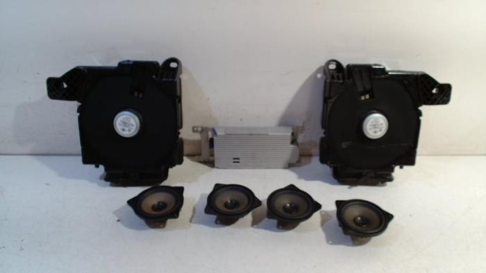 Gebrauchte Audio-Set Mini ONE Preis € 70,00 Margenregelung angeboten von Van der Ven Autorecycling B.V.
