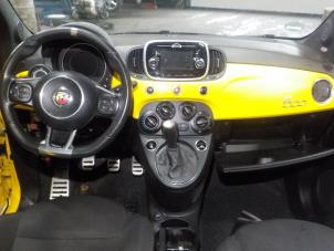 Bloc ABS d'un Fiat 500 2017
