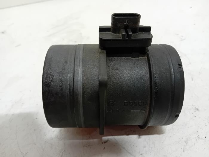 Gebrauchte Luftmassenmesser Audi A3 Preis € 25,00 Margenregelung angeboten von Van der Ven Autorecycling B.V.