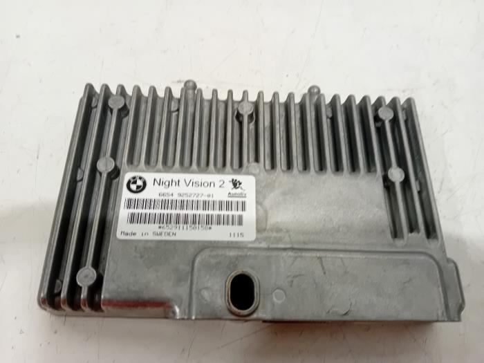 Usagé Ordinateur divers BMW 5-Série Prix € 90,00 Règlement à la marge proposé par Van der Ven Autorecycling B.V.