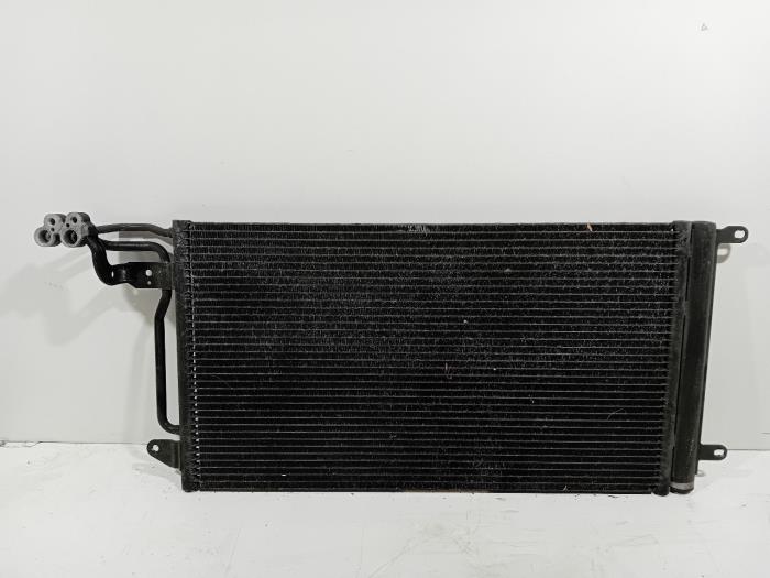 Begagnade AC-radiator Audi A1 Pris € 29,95 Marginaltabell erbjuds av Van der Ven Autorecycling B.V.
