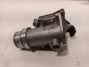 Used Throttle body Renault Megane Price € 30,00 Margin scheme offered by Van der Ven Autorecycling B.V.