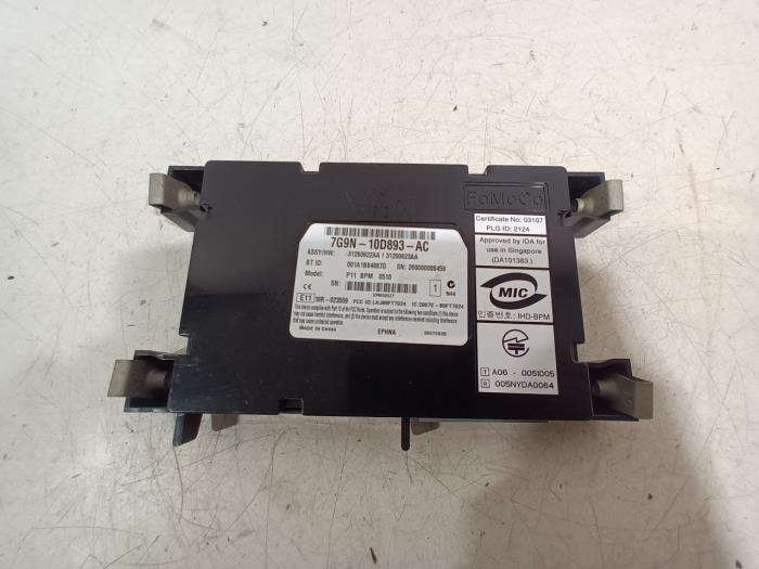 Usados Módulo Bluetooth Landrover Freelander Precio € 185,00 Norma de margen ofrecido por Van der Ven Autorecycling B.V.