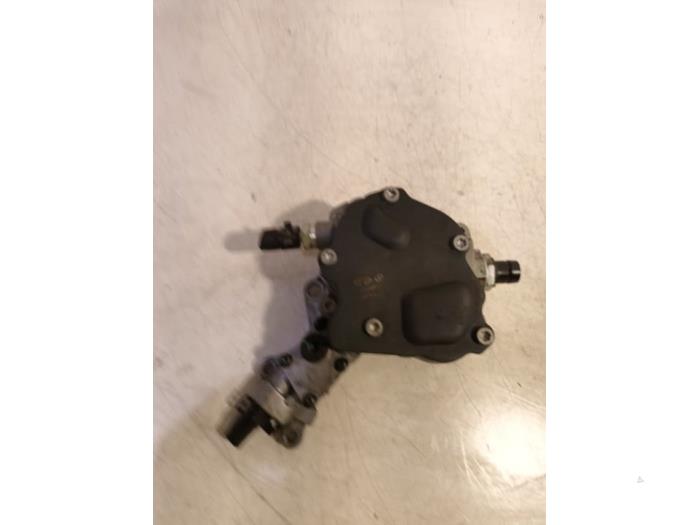 Usagé Pompe haute pression Seat Ibiza Prix € 50,00 Règlement à la marge proposé par Van der Ven Autorecycling B.V.