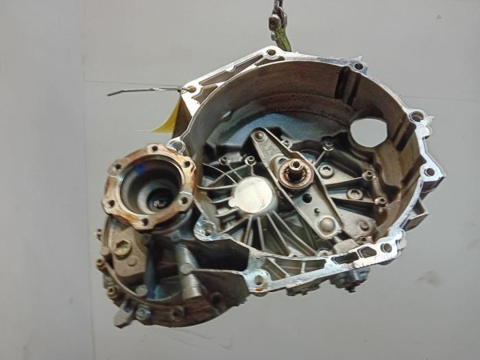 Usagé Boîte de vitesse Skoda Karoq Prix € 699,99 Règlement à la marge proposé par Van der Ven Autorecycling B.V.