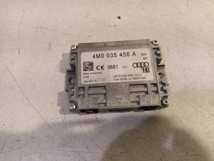Usagé Ordinateur divers Skoda Superb Prix € 90,00 Règlement à la marge proposé par Van der Ven Autorecycling B.V.