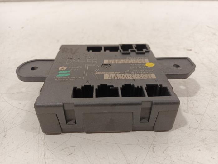 Gebrauchte Steuergerät Body Control Jeep Grand Cherokee Preis € 85,00 Margenregelung angeboten von Van der Ven Autorecycling B.V.